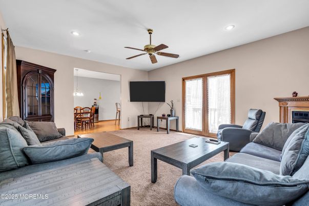 Dining room, Interior, Living room, Pendant Lights, Recessed Lighting, Wood Texture Flooring