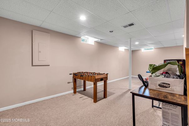 Game Room, Interior, Recessed Lighting