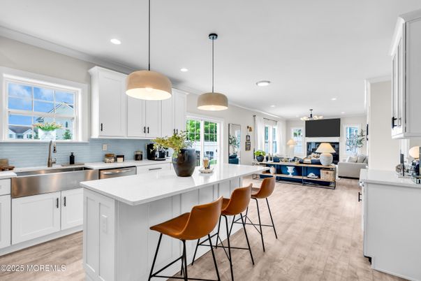 Interior, Kitchen, Living room, Pendant Lights, Recessed Lighting, Stainless Steel Appliances, Wood Texture Flooring