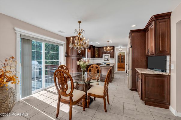 Chandelier, Dining room, Interior, Kitchen, Recessed Lighting