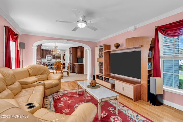 Chandelier, Home Theatre Room, Dining room, Interior, Kitchen, Living room, Wood Texture Flooring