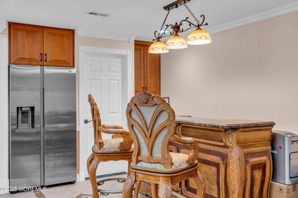 Interior, Stainless Steel Appliances