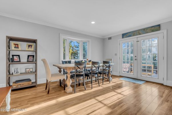 Dining room, Interior, Recessed Lighting, Wood Texture Flooring