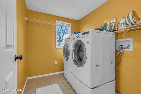 Interior, Washer