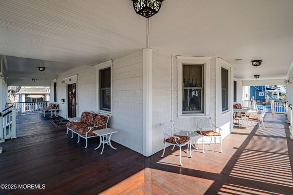 Exterior, Wood Texture Flooring