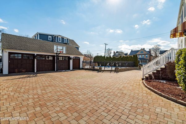Backyard, Detached Garage, Exterior