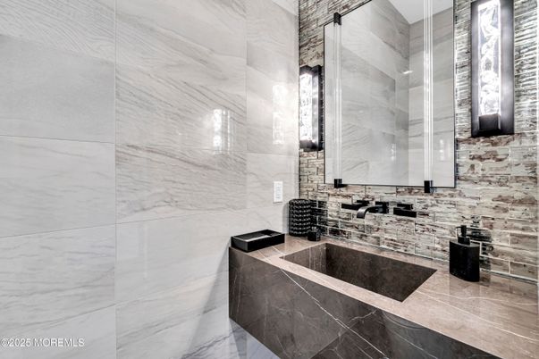 Bathroom, Interior, Marble, Marble Walls