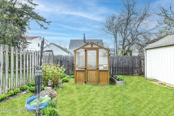 Backyard, Exterior, Hot Tub