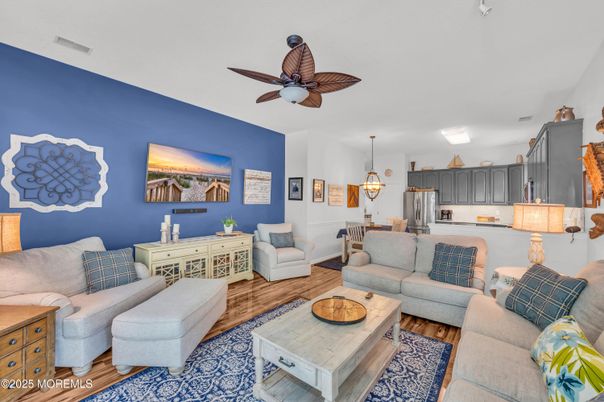 Interior, Kitchen, Living room, Pendant Lights, Stainless Steel Appliances, Wood Texture Flooring