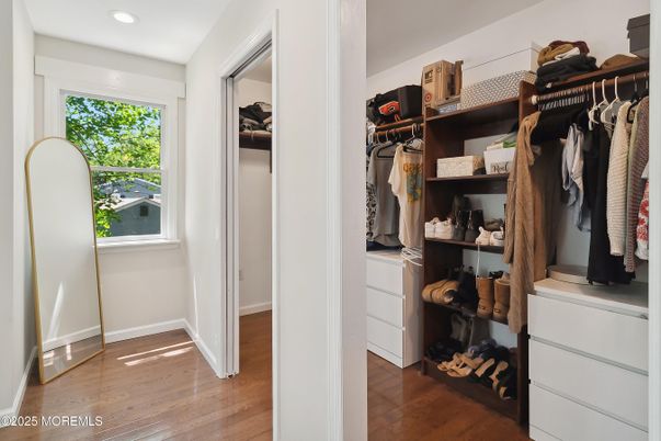 Interior, Recessed Lighting, Walk-in Closets, Wood Texture Flooring