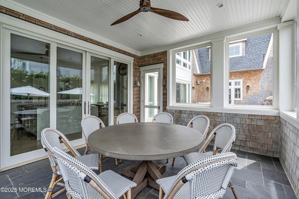 Exterior, Interior, Sun Room