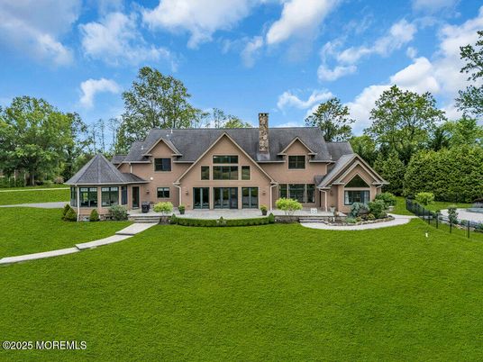 Backyard, Exterior, Facade, Cape Cod