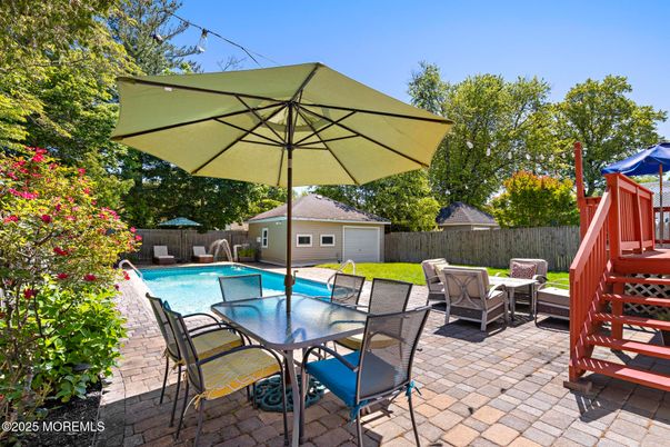 Detached Garage, Exterior, Pool