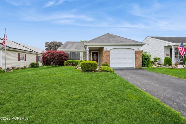 Attached, Exterior, Facade, Brick Facade, Solar Panels, Ranch
