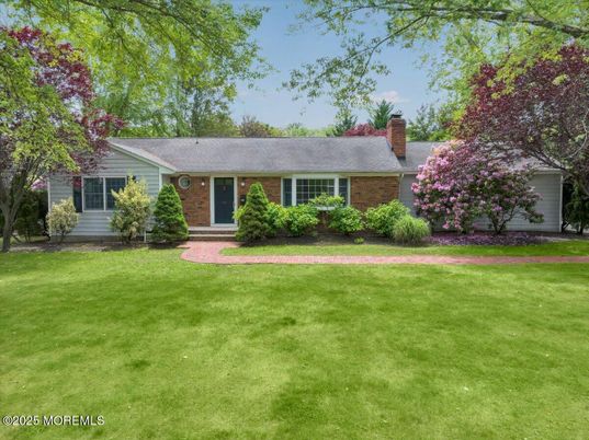 Exterior, Facade, Brick Facade, Cape Cod
