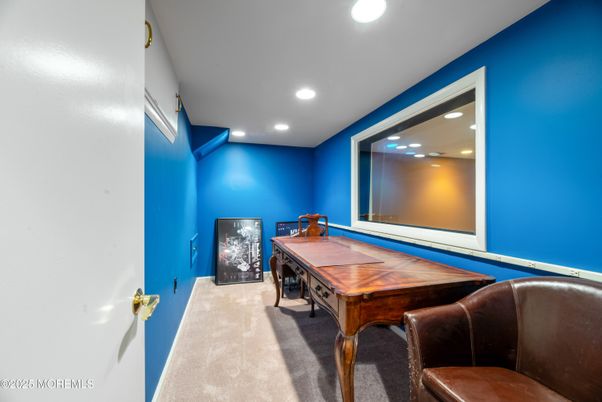 Game Room, Interior, Recessed Lighting