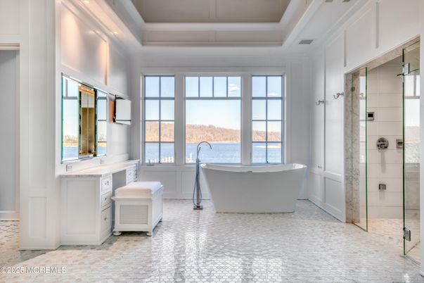 Bathroom, Free Standing Baths, Glass Shower, Interior, Recessed Lighting, Water