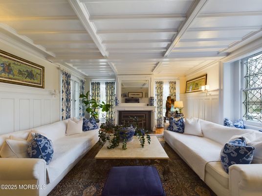 Fireplace, Interior, Living room