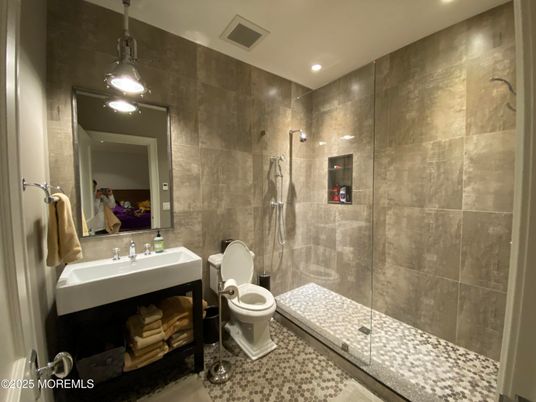 Bathroom, Glass Shower, Interior, Pendant Lights, Recessed Lighting