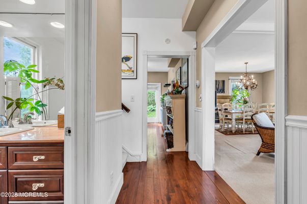 Chandelier, Dining room, Interior, Recessed Lighting, Wood Texture Flooring