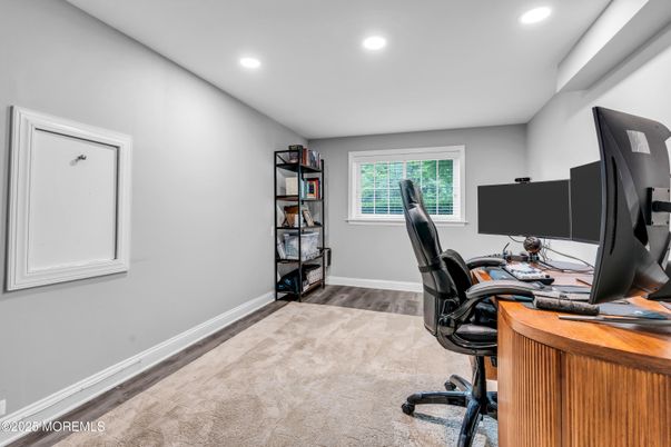 Home Office, Interior, Recessed Lighting, Wood Texture Flooring