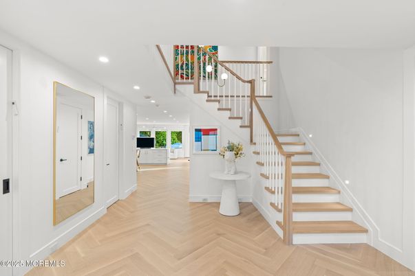 Interior, Recessed Lighting, Wood Texture Flooring