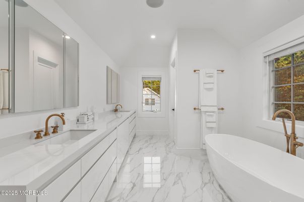 Bathroom, Dual Sink Vanities, Free Standing Baths, Interior, Marble, Recessed Lighting