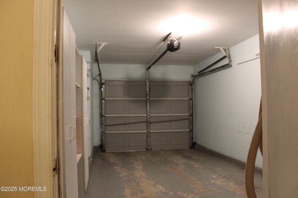 Garage, Interior