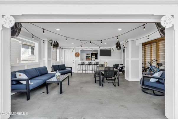 Dining room, Interior, Recessed Lighting