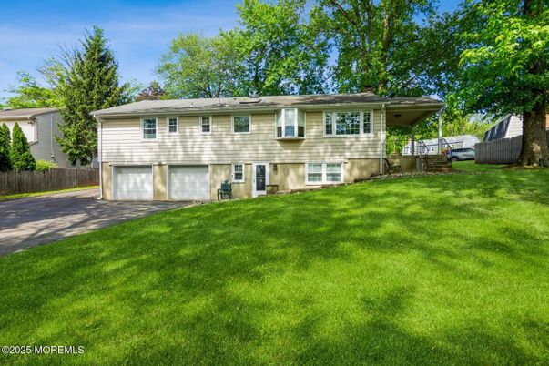 Attached, Exterior, Facade, Raised Ranch