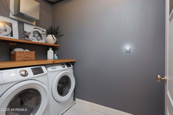 Interior, Washer