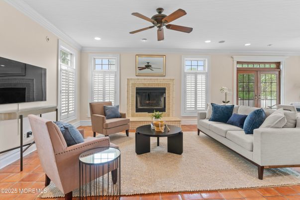 Fireplace, Interior, Living room, Recessed Lighting
