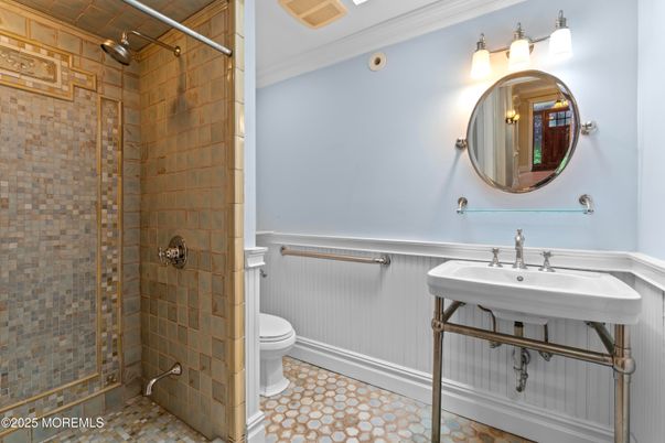 Bathroom, Interior, Stone Walls