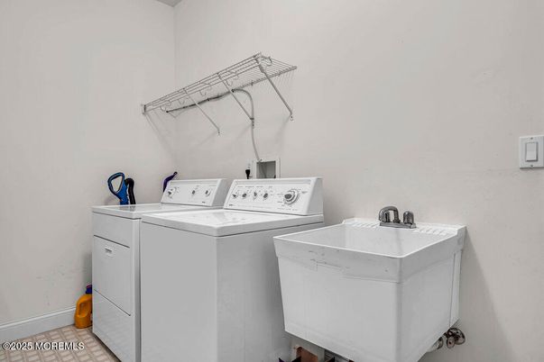 Interior, Washer