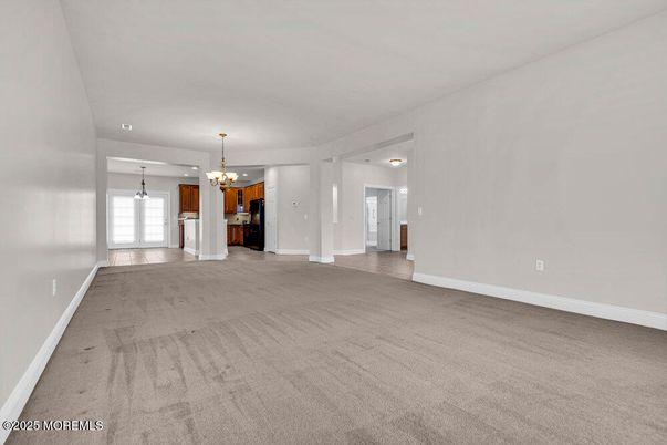 Chandelier, Empty room, Interior, Pendant Lights