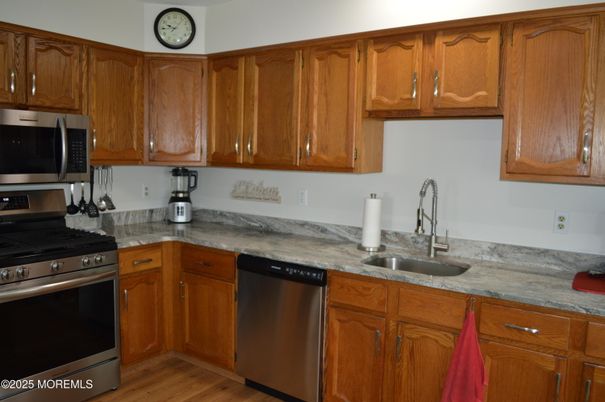 Interior, Kitchen, Stainless Steel Appliances, Wood Texture Flooring