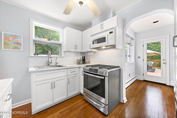 Interior, Kitchen, Stainless Steel Appliances, Wood Texture Flooring