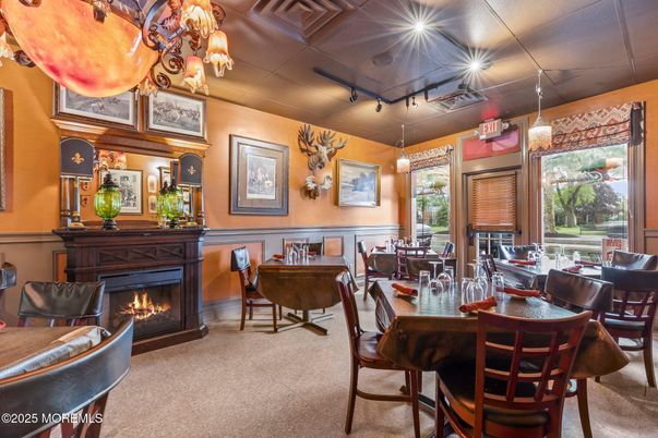 Chandelier, Dining room, Fireplace, Interior