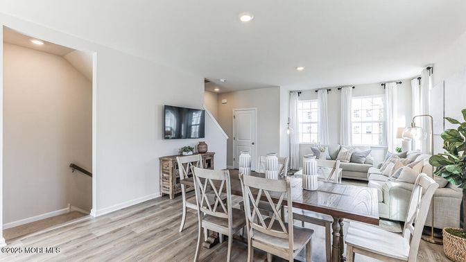 Dining room, Interior, Living room, Recessed Lighting, Wood Texture Flooring