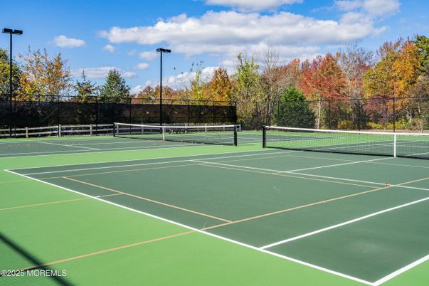 Exterior, Tennis Courts