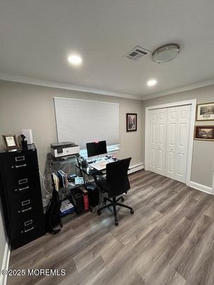 Home Office, Interior, Recessed Lighting, Wood Texture Flooring