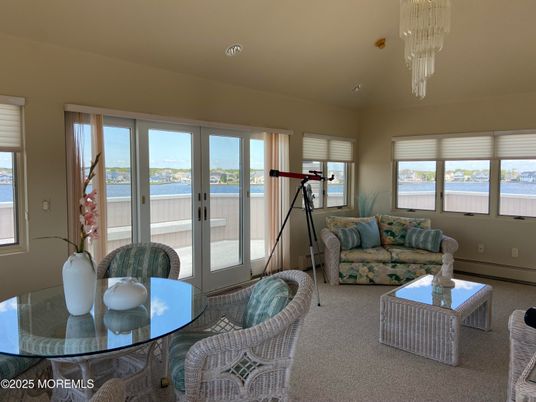 Chandelier, Interior, Living room, Recessed Lighting, Water