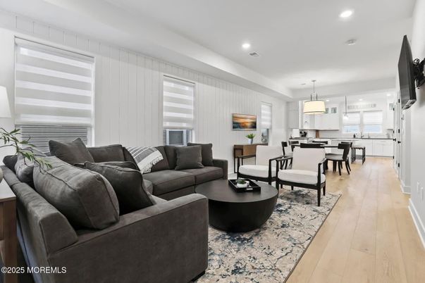 Dining room, Interior, Kitchen, Living room, Pendant Lights, Recessed Lighting, Wood Texture Flooring