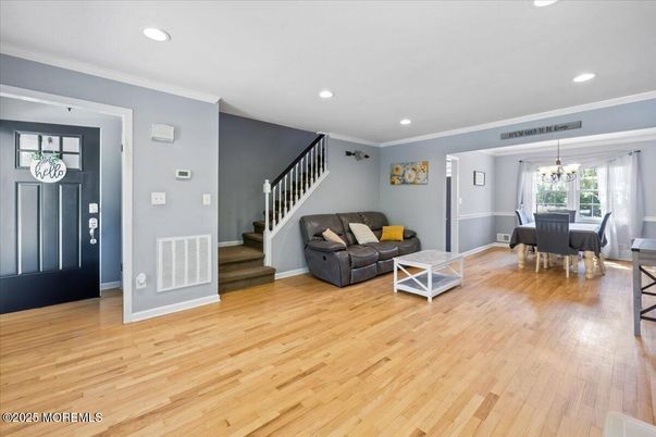 Chandelier, Dining room, Interior, Recessed Lighting, Wood Texture Flooring