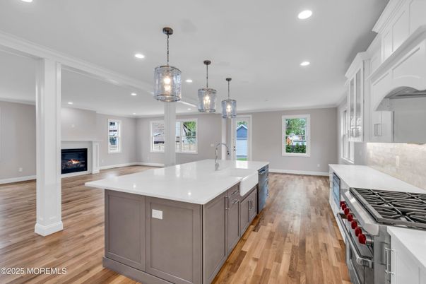 Fireplace, Interior, Kitchen, Pendant Lights, Recessed Lighting, Wood Texture Flooring