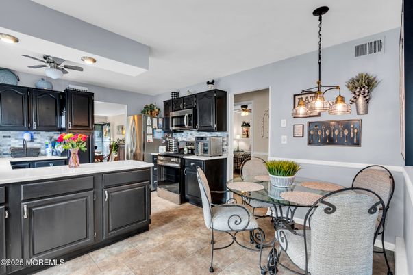 Dining room, Interior, Kitchen, Pendant Lights, Recessed Lighting