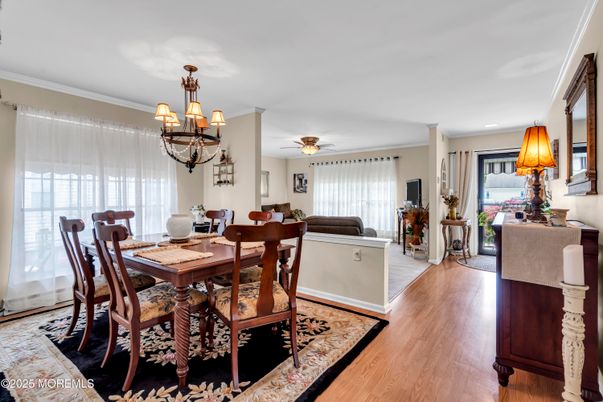 Chandelier, Dining room, Interior, Recessed Lighting, Wood Texture Flooring
