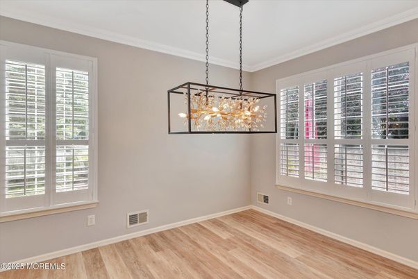 Empty room, Interior, Pendant Lights, Wood Texture Flooring