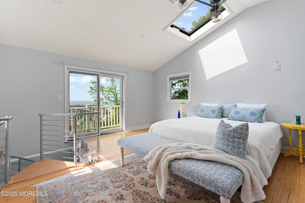 Bedroom, Interior, Water, Wood Texture Flooring