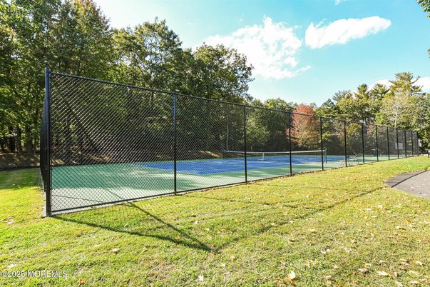 Exterior, Tennis Courts